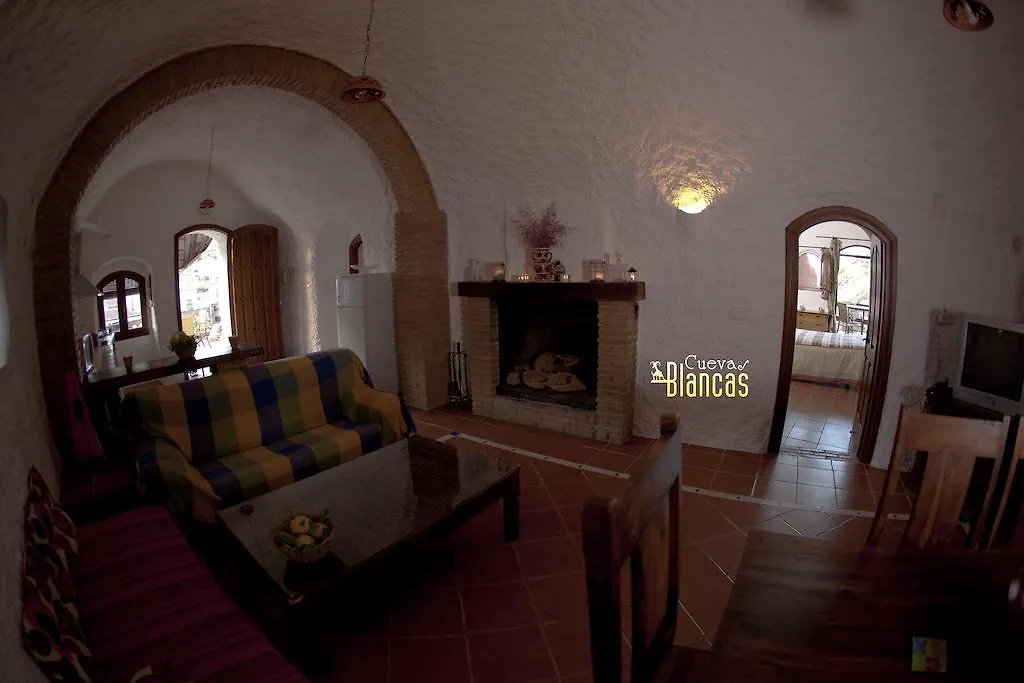 Cuevas Blancas Apartment Los Banos